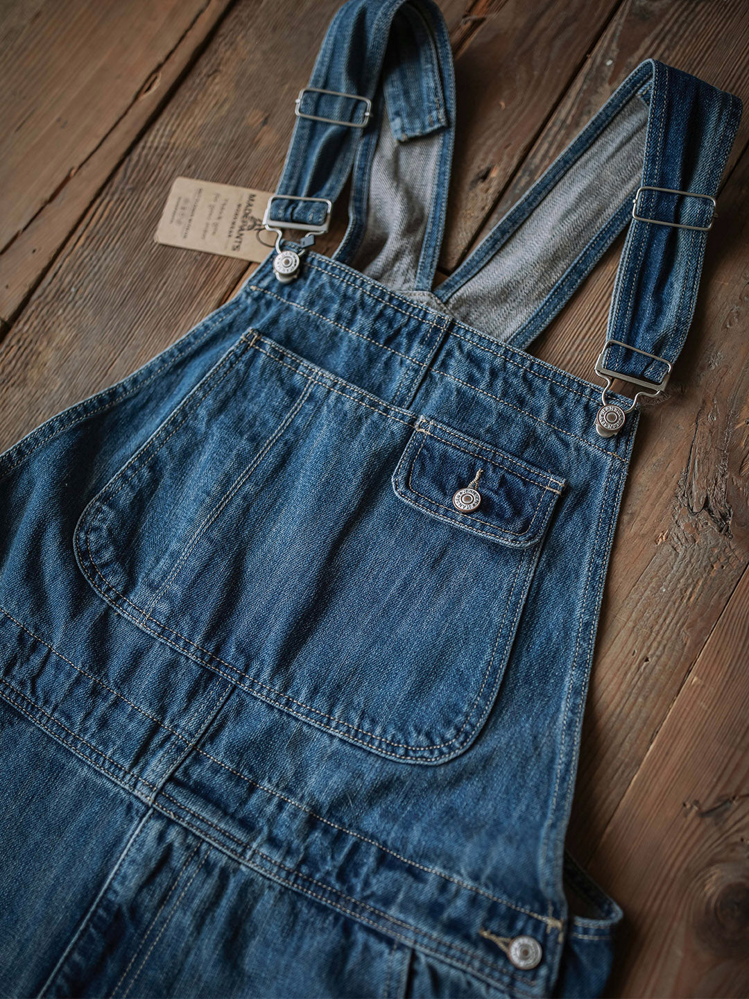 Men's Denim Bib Overalls with Dual Flap Pockets