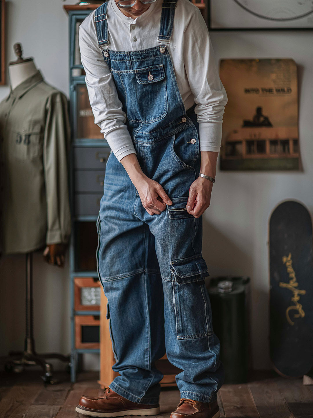 Men's Denim Bib Overalls with Dual Flap Pockets